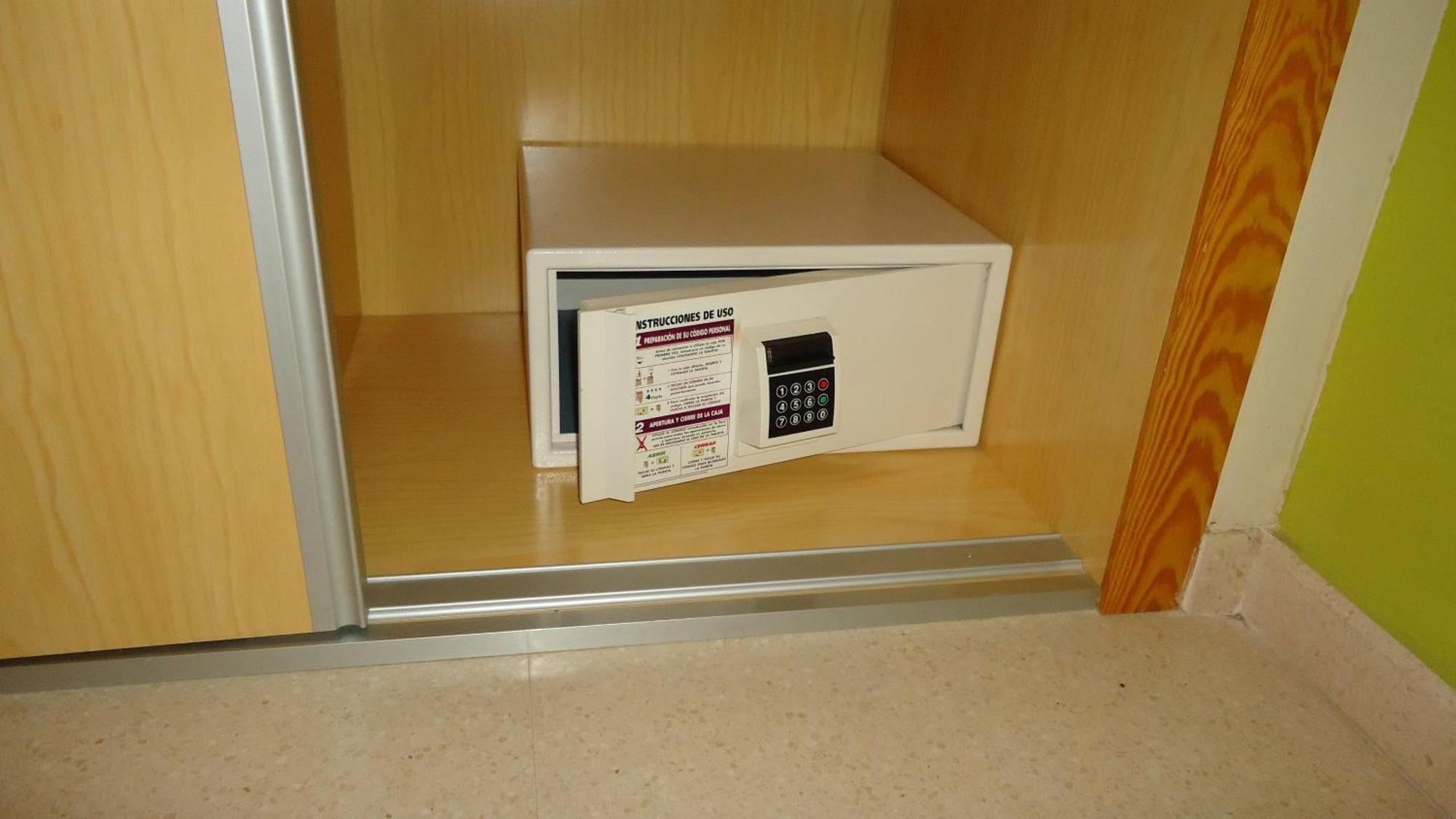 Apartamentos Europa House Sun Beach Guardamar del Segura Room photo